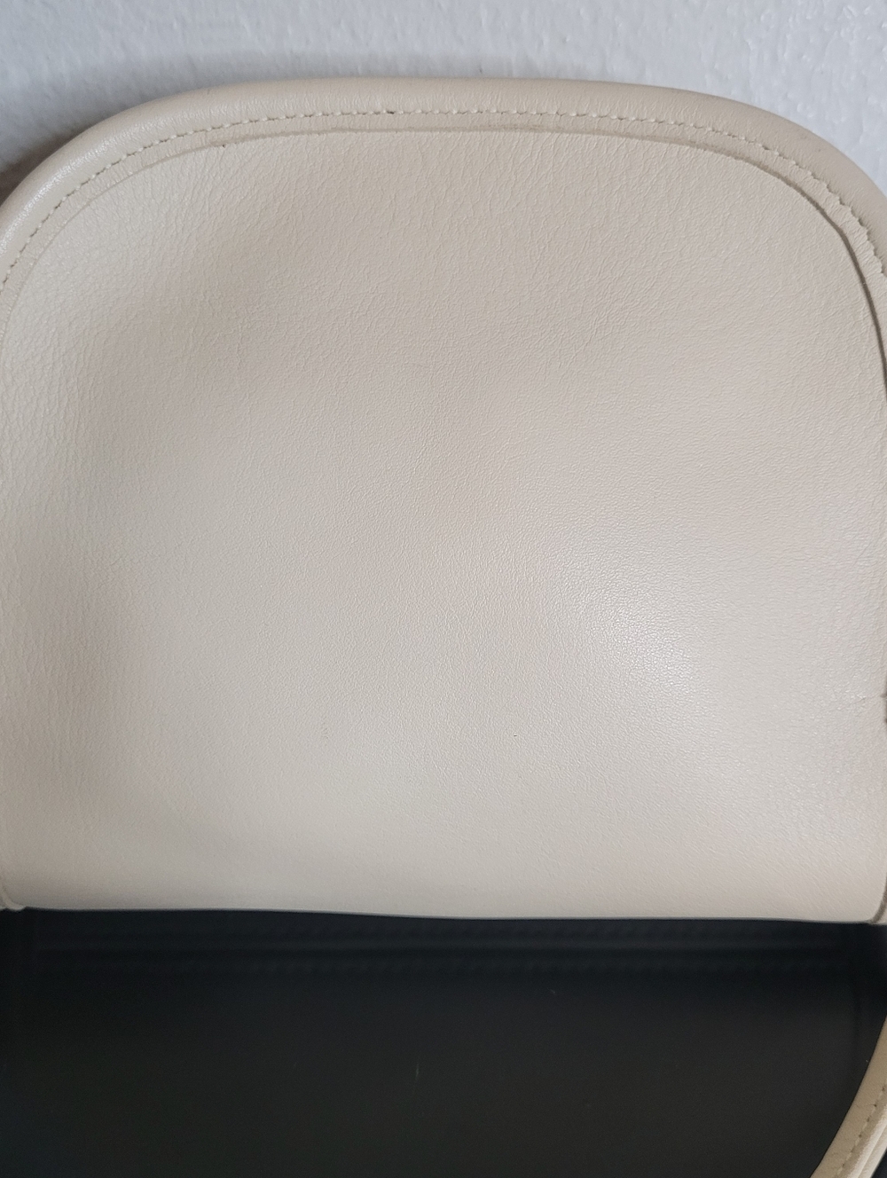 Coach Abbie Vintage Crossbody Bag 9017 - Picture 4 of 10